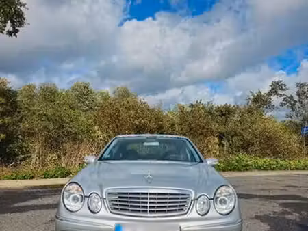 Mercedes-Benz Classe E E 220 2.2 150