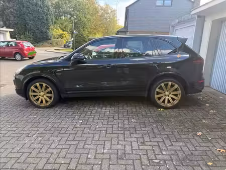 Porsche Cayenne V6 3.0 262 Platinum 4x4