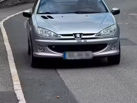 Peugeot 206 1.4 75
