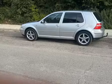 Volkswagen Golf 1.9 TDI 110