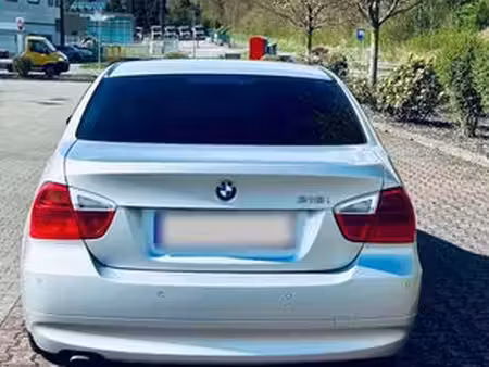 BMW Série 3 318i 2.0 129
