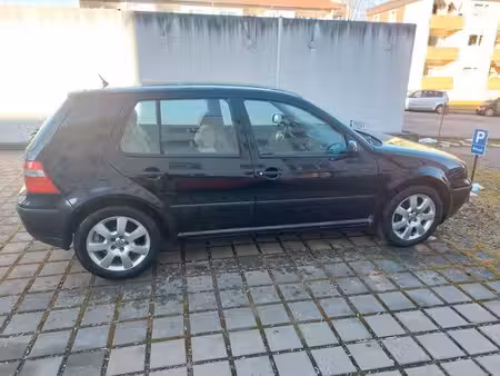 Volkswagen Golf 2.0 TDI 116