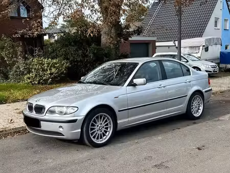 BMW Série 3 320i 2.2 170