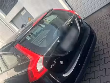 Volvo V60 D4
