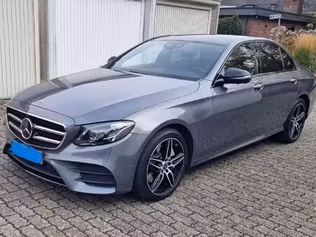 Mercedes-Benz Classe E E 300 2.0 211 AMG Line 4Matic