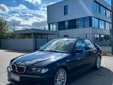 BMW Série 3 330i 170