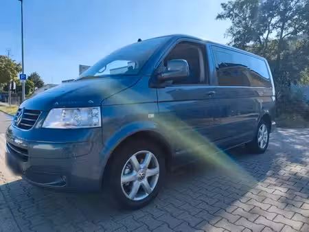 Volkswagen Transporter T5 2.5 TDI 174