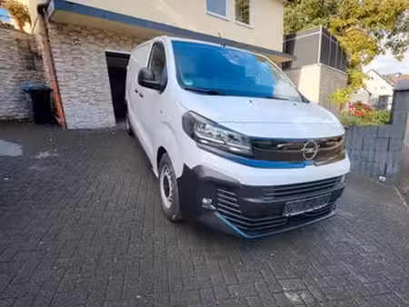 Opel Vivaro 1.5 120