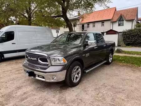 RAM 1500 V8 5.7 Laramie
