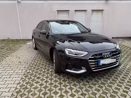 Audi A4 2.0 TFSI 265 S line quattro