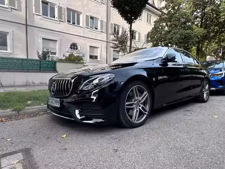 Mercedes-Benz Classe E E 220 AMG Line 4Matic