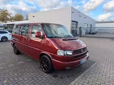 Volkswagen Transporter T4 2.5 TDI 102