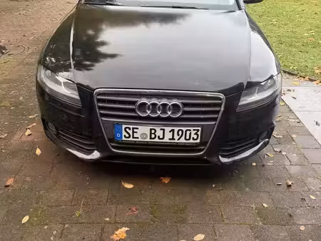 Audi A4 2.0 TDI 143 Attraction