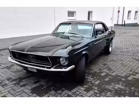 Ford Mustang SE