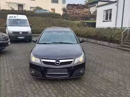 Opel Vectra 2.2 155