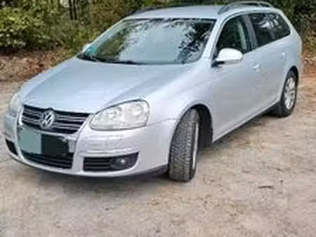 Volkswagen Golf 2.0 TDI 140