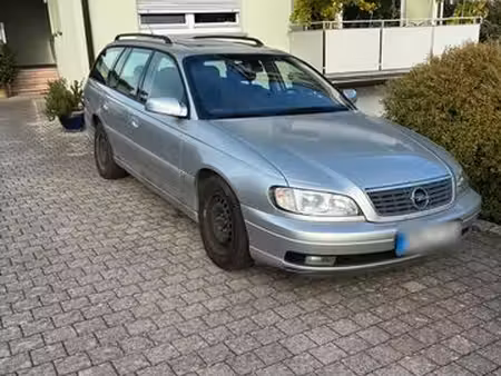 Opel Omega 2.5 150
