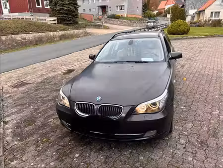 BMW Série 5 530d 3.0 235