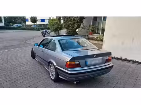 BMW Série 3 320i 2.0 150