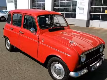 Renault R4 