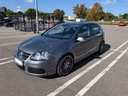 Volkswagen Golf R32 V6 3.2 250 4Motion
