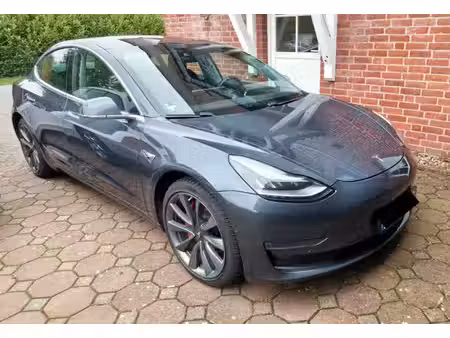 Tesla Model 3 Grande Autonomie