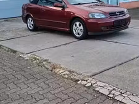 Opel Astra 1.6 103