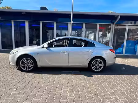 Opel Insignia 2.0 T 220 Cosmo