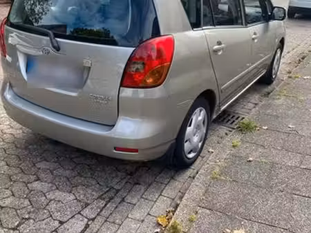 Toyota Corolla 1.6 110