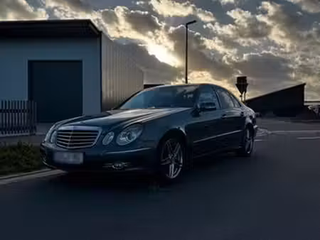 Mercedes-Benz Classe E E 200 2.1 CDI 136 Avantgarde
