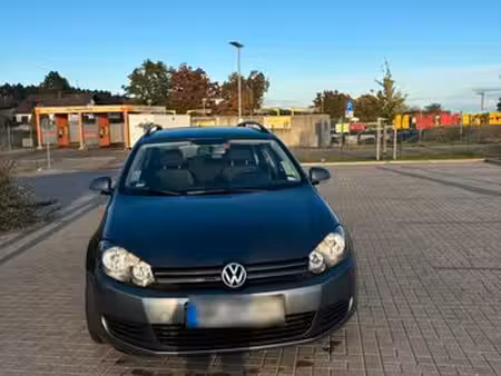 Volkswagen Golf 1.6