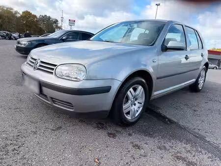 Volkswagen Golf 1.6