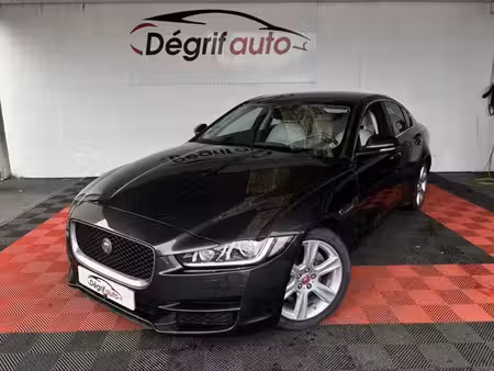 Jaguar XE 2.0 Prestige
