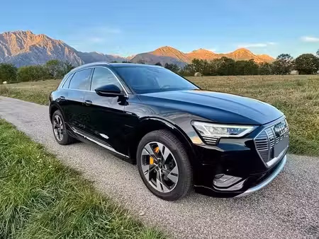 Audi Q8 55 408 quattro