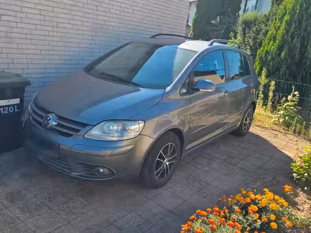 Volkswagen Golf 1.6