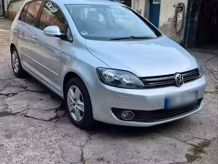 Volkswagen Golf 2.0 TDI 140