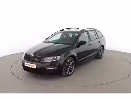 Škoda Octavia RS 2.0 TSI 220
