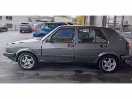 Volkswagen Golf 1.6