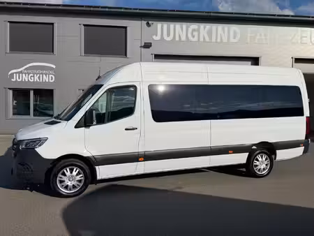 Mercedes-Benz Sprinter 319 V6 3.0 CDI 190