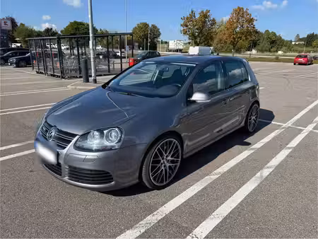 Volkswagen Golf R32 V6 3.2 250 4Motion