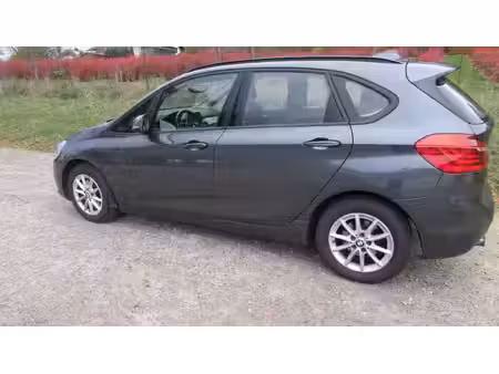 BMW Série 2 218i 1.5 136