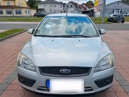 Ford Focus 1.6 100