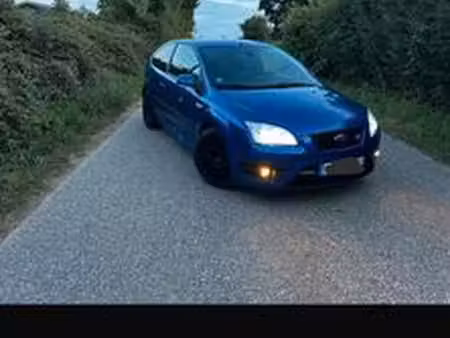 Ford Focus ST 2.5 225