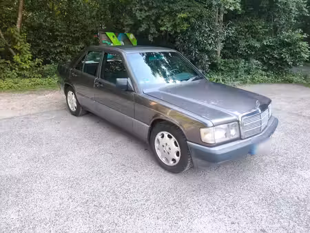 Mercedes-Benz 190