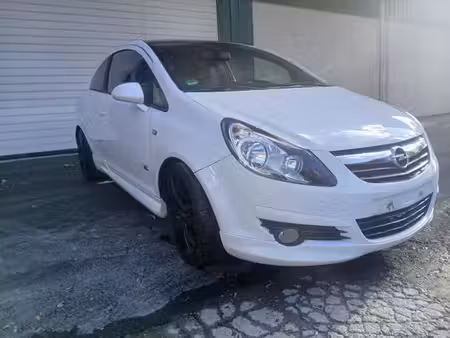 Opel Corsa OPC 1.6 90 OPC Line