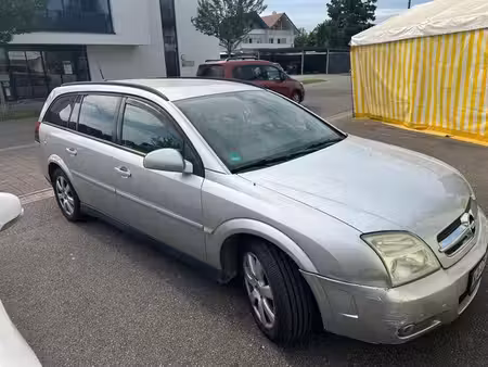 Opel Vectra 2.2