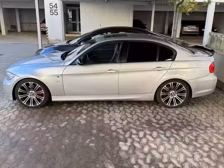 BMW Série 3 320i