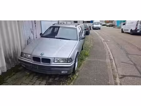 BMW Série 3 320i 2.0 150