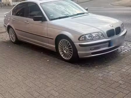 BMW Série 3 323i 2.5 170