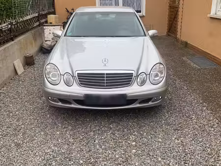 Mercedes-Benz Classe E E 240 V6 2.6 177